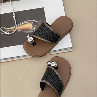MẸ VÀ BÉ Dép Xỏ Ngón Đính Charm Quai Lỗ Cho Bé Gái K026