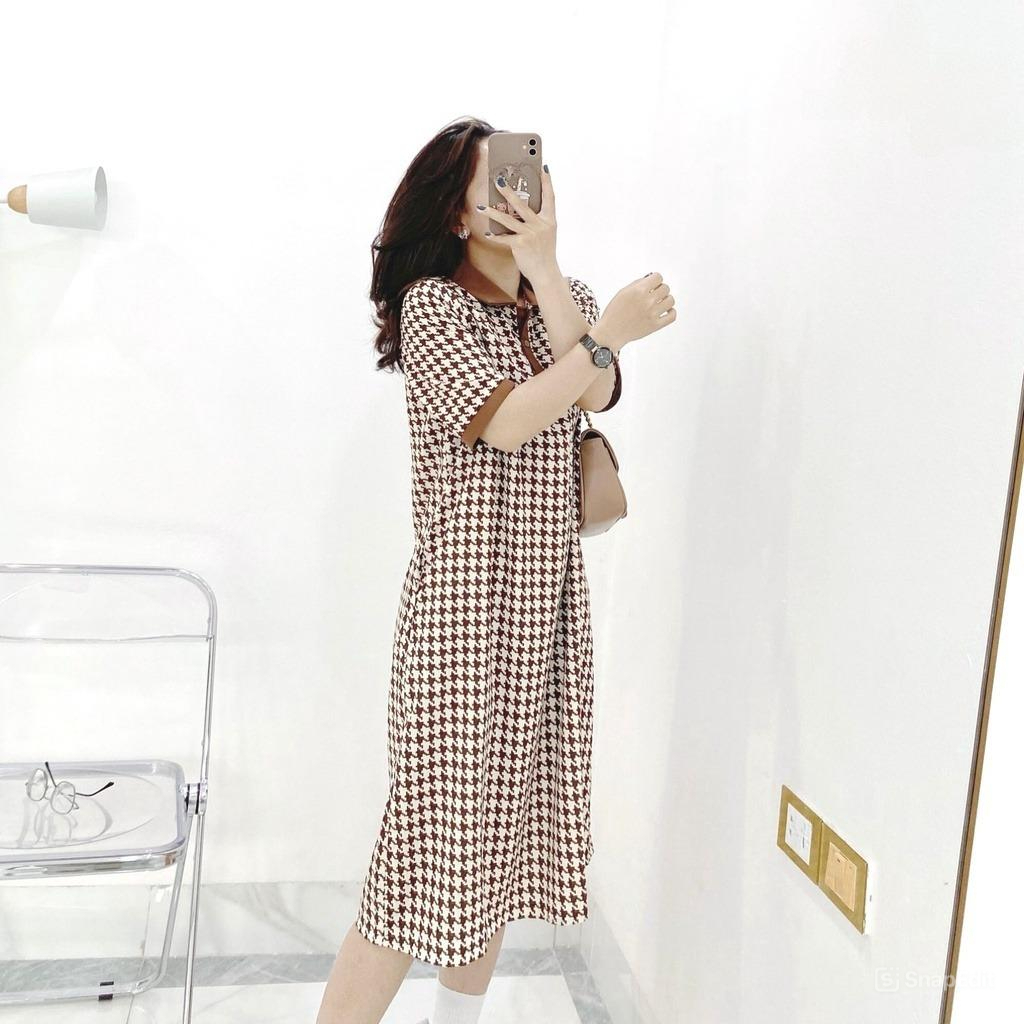 Đầm nữ cổ bẻ bigsize bầu mặc được basic Váy polo cộc tay dáng dài suông form rộng phối viền nâu họa tiết ziczac T1261G