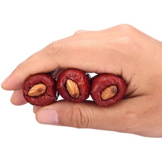 Táo đỏ kẹp  hạnh nhân,vị ngọt diu Táo đỏ Hòa Điền kết hợp hạnh nhân sấy giòn,món ăn vặt healthy,giàu dinh dưỡng
