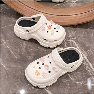 Dép sục nữ đế cao 7 cm kèm 14 charm Pizza cá tính năng động Mita CS-115