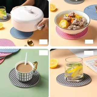 Miếng lót nồi nhấc nồi bằng silicone chịu được nhiệt độ cao 200 độ C màu Pastel