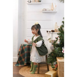 Áo gile cho bé màu xanh rêu dễ thương
