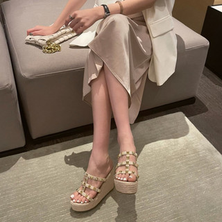 (CHÂN MỎNG LÙI 1 SIZE) Sandal Đế Xuồng Dệt Cói Hở Mũi Đính Tán Thời Trang AG29