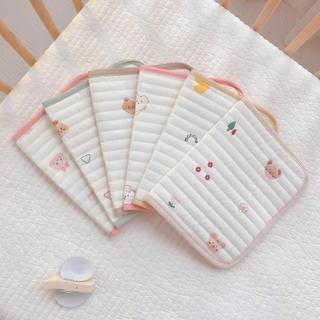 [MONONA] Lót Đầu Điều Hoà Trần Bông Cho Bé Sơ Sinh, Thấm Hút Mồ Hôi, KT 22 x 38cm - Lucie's Mom