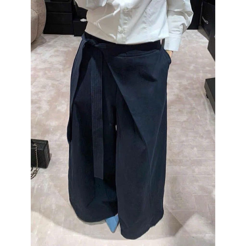 Quần kaki xuông ống rộng vạt chéo Onni st