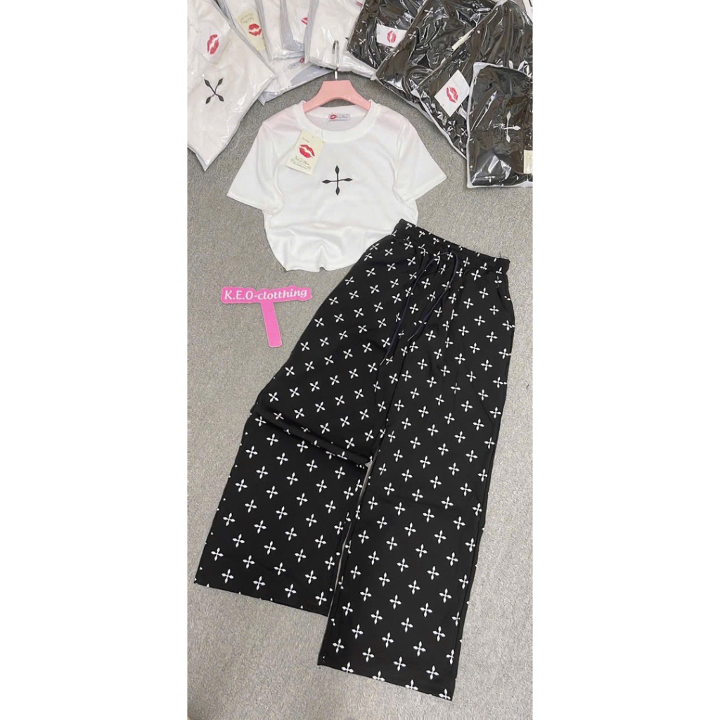 KT41- sét bộ thun tăm lanh họa tiếc chữ thập, áo croptop mix quần suông in full hình