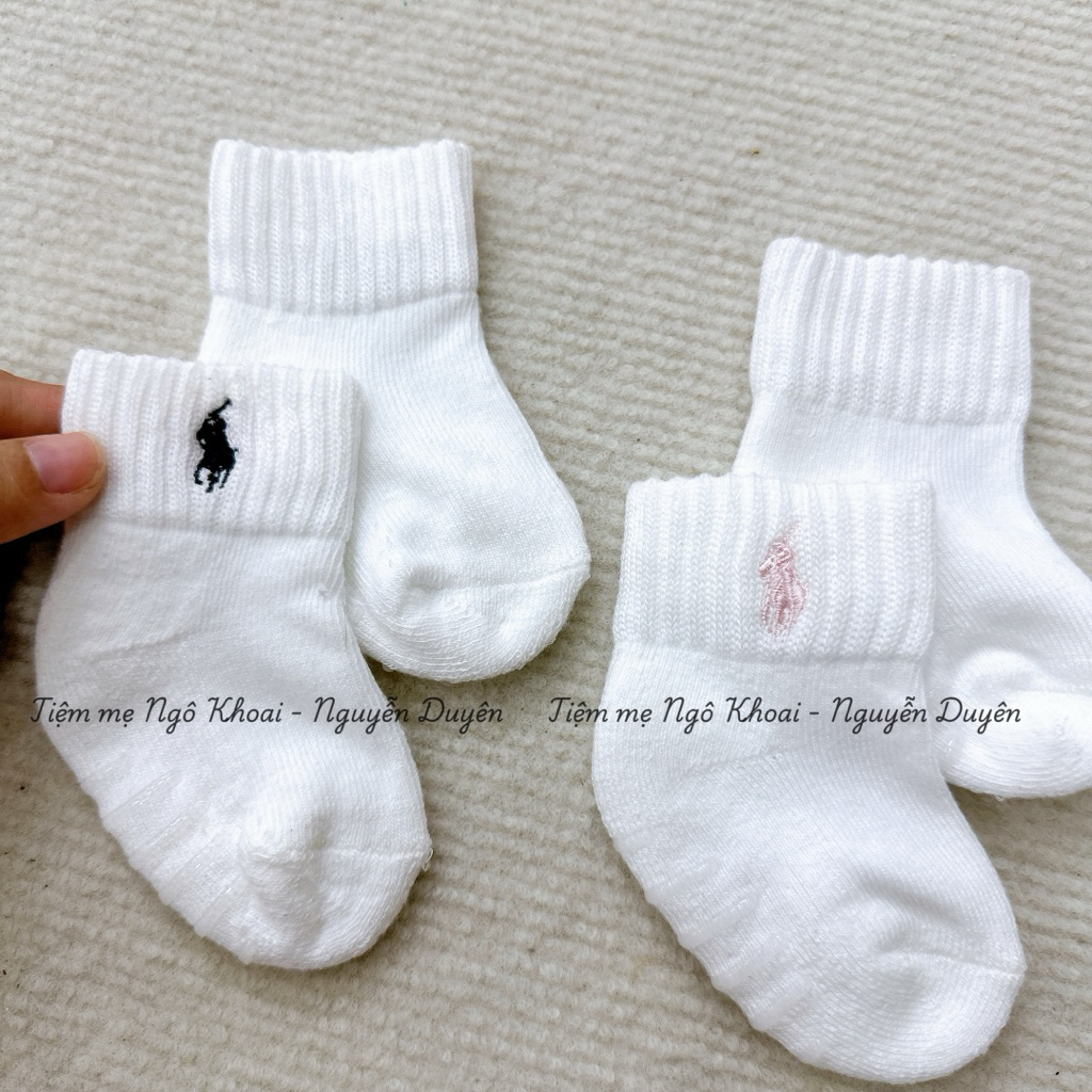 [MD95] POLO Tất trắng len xù có chống trơn trượt giữ ấm chân cho bé thêu hoạ tiết ngựa