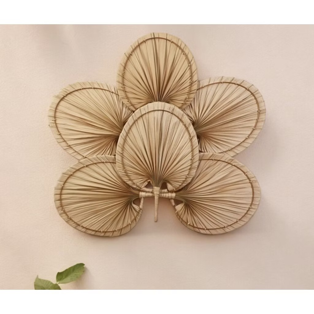 Sale off 60%Quạt Tay Lá Cọ Đan Thủ Công – Phong Cách Dân Dã – Trang Trí Không Gian quán,.....