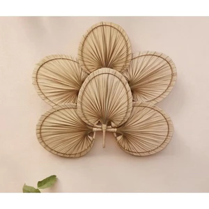 Sale 60% Quạt Tay Lá Cọ Đan Thủ Công – Phong Cách Dân Dã – Trang Trí Không Gian