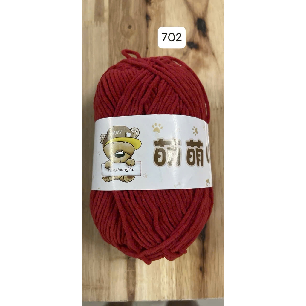 702 Đỏ đô