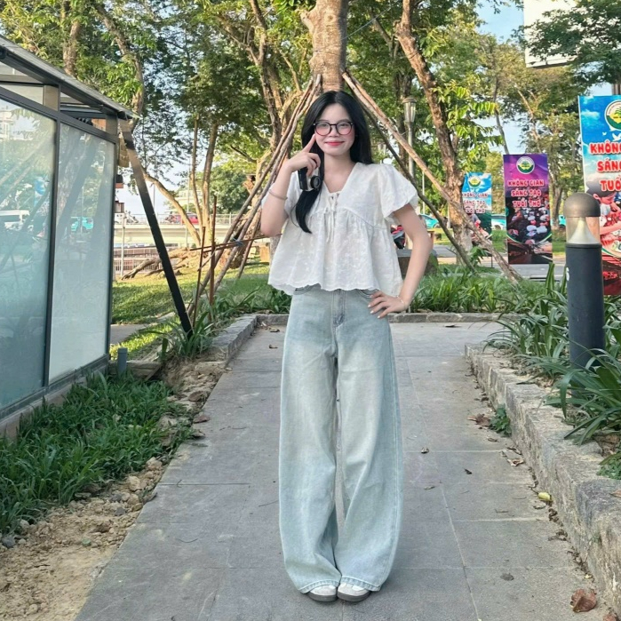 Quần Jean Ống Suông Rộng Joolate Quần Jean Màu Xanh Bạc Wassh Vàng Đứng Phom Tôn Dáng