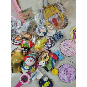 Đồ Nhật huy hiệu, móc khóa chính hãng