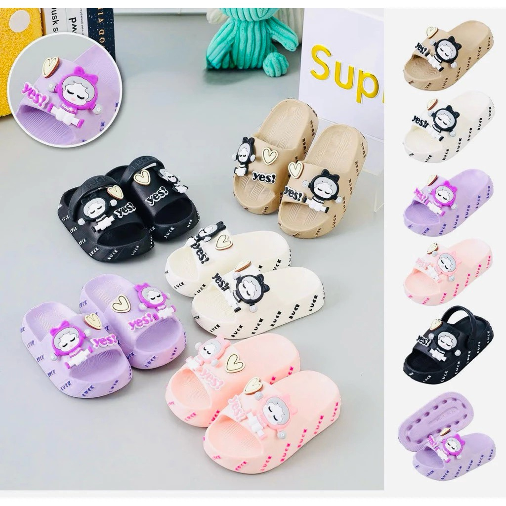 Dép bánh mì đế có viền chữ Luck hình búp bê cho bé gái siêu nhẹ êm chân chống trơn tốt