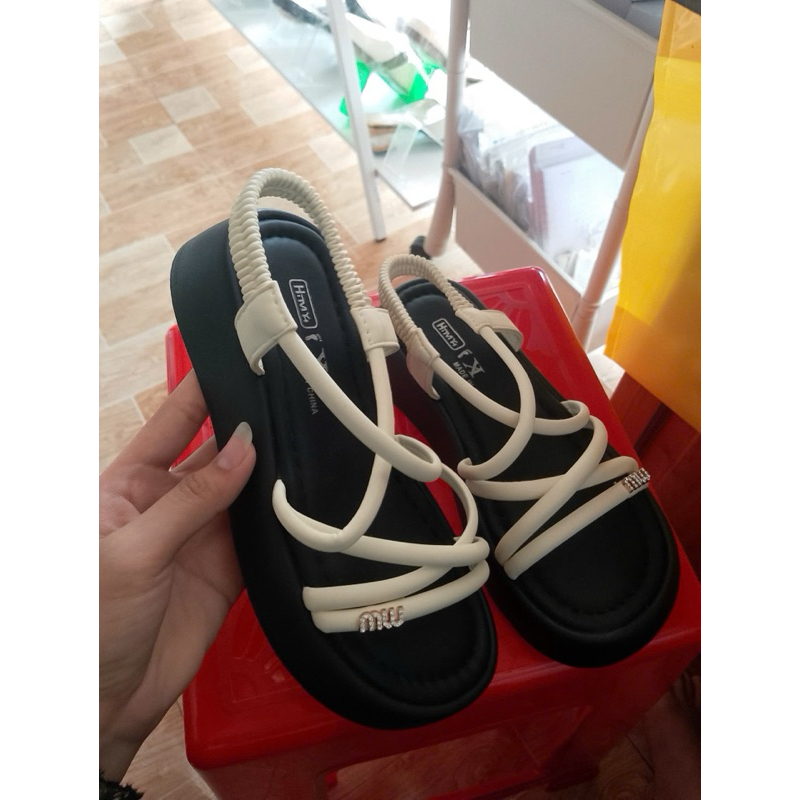 Sandal Nữ Đế Bằng Êm Chân Phong Cách Hàn Quốc, Quai Đan Trắng Đính Đá Sang Trọng, Giày Nữ Đi Chơi Đi Làm