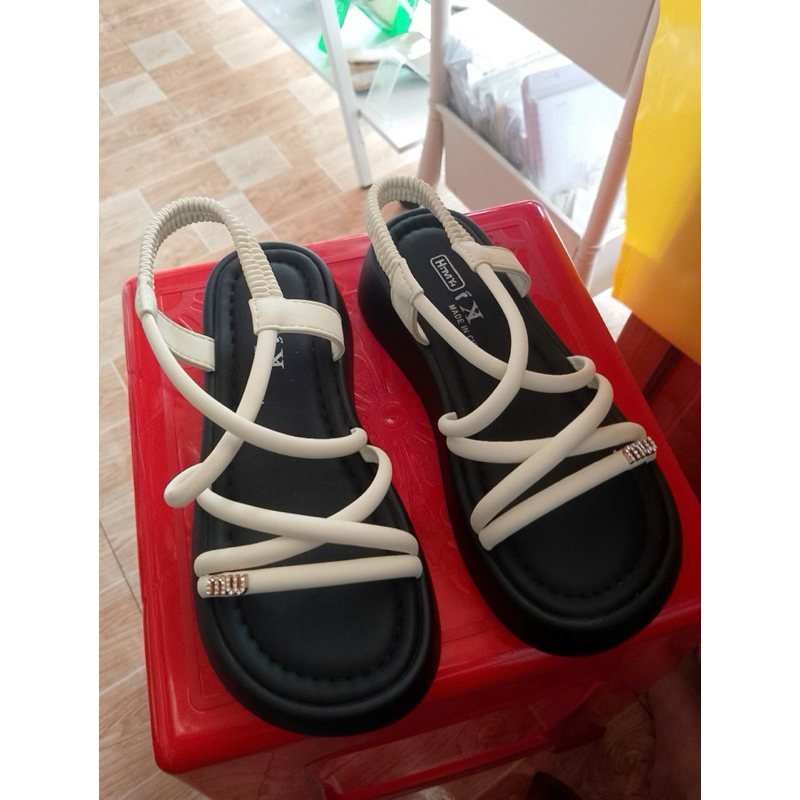 Sandal Nữ Đế Bằng Êm Chân Phong Cách Hàn Quốc, Quai Đan Trắng Đính Đá Sang Trọng, Giày Nữ Đi Chơi Đi Làm