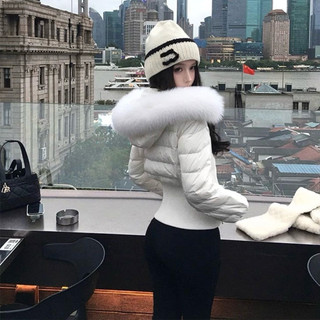Áo phao croptop có mũ trùm đầu viền lông eo bo chun túi kéo khoá phong cách cá tính