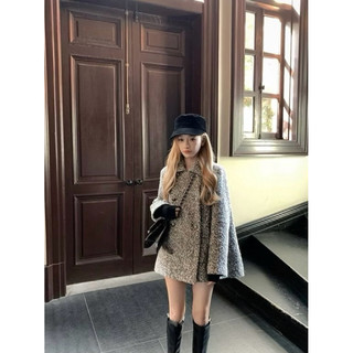 Áo khoác len dạ form babydoll cao cổ dày dặn phong cách tiểu thư