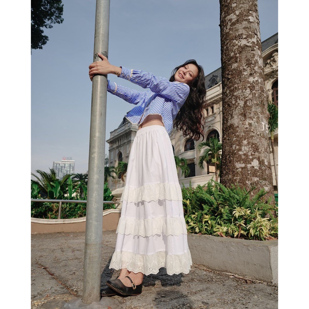TheBlueTshirt - Áo sơ mi kẻ sọc xanh viền ren cổ điển phom regular - Lace Shirt