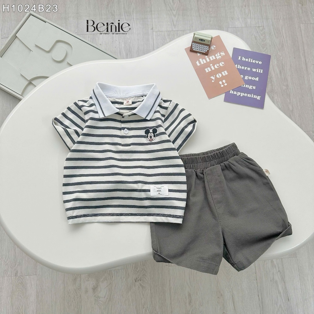Bộ polo hoạ tiết kẻ ngang thêu gấuu phối quần kaki bé trai, set bộ thun đi chơi đi học cho bé H1024B23