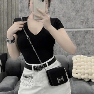 Áo Thun Cổ Tim Tay Hến Dáng Ôm