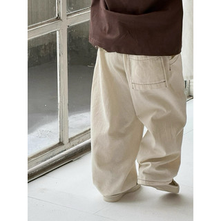 Quần dài kaki cho bé trai bé gái Batala Kids, QUẦN DÀI KAKI VIỀN 2 MÀU ĐEN TRẮNG DÀI bé trai bé gái cho bé từ 10-25kg