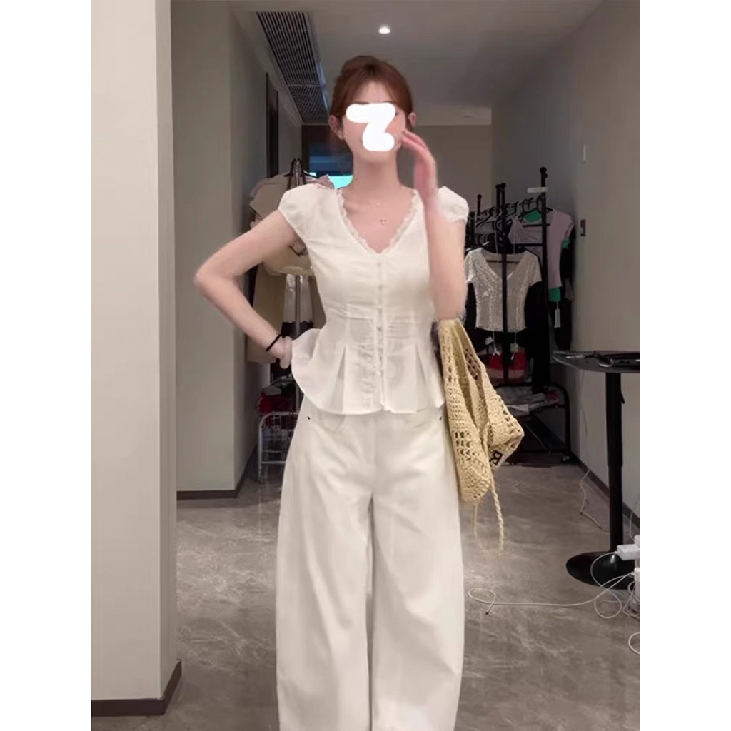 [VIDEO/ ẢNH THẬT] Áo sơ mi cổ V viền ren tay phồng dáng xoè Thanhhuyenclothings2 . áo sơ mi kiểu đơn giản