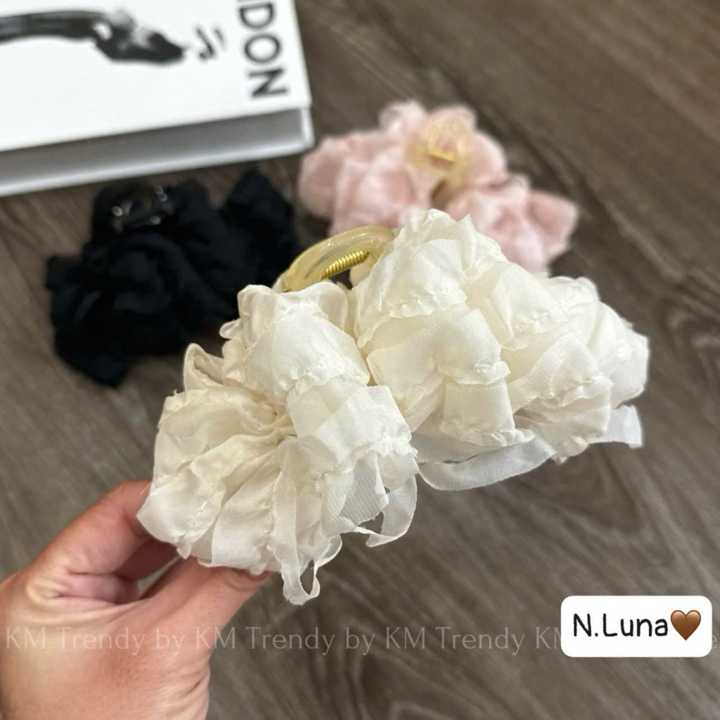 Kẹp tóc mây bồng bềnh tiểu thư