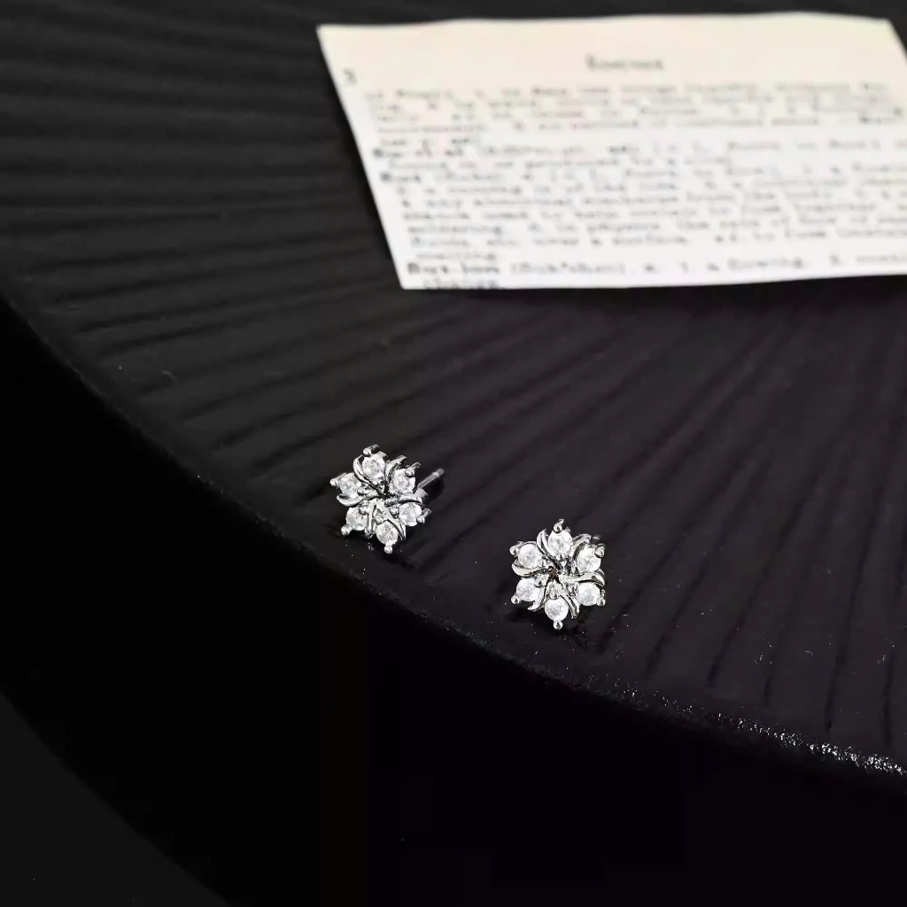 Khuyên tai nam thanh thẳng bạc S925 Snow Flower hình bông tuyết đính đá KN151 (1 chiếc) | GEMY SILVER