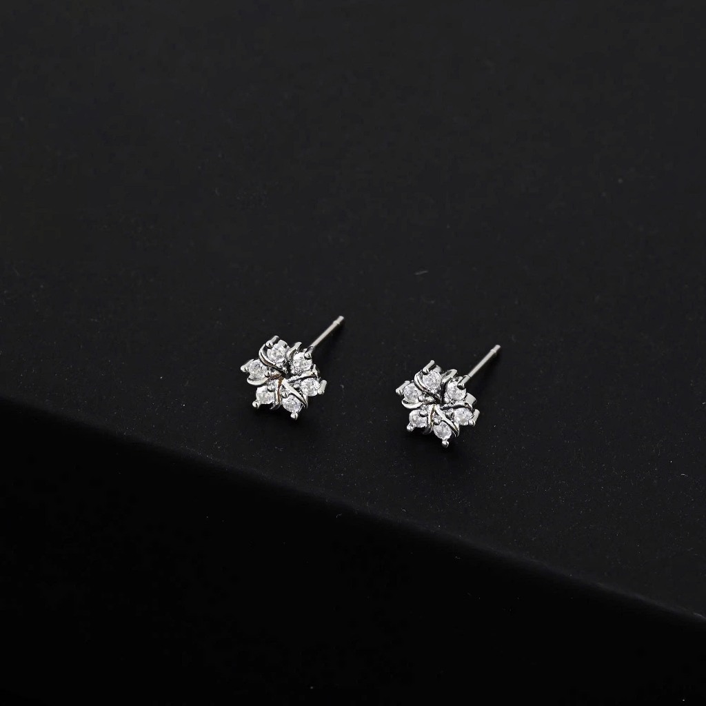 Khuyên tai nam thanh thẳng bạc S925 Snow Flower hình bông tuyết đính đá KN151 (1 chiếc) | GEMY SILVER