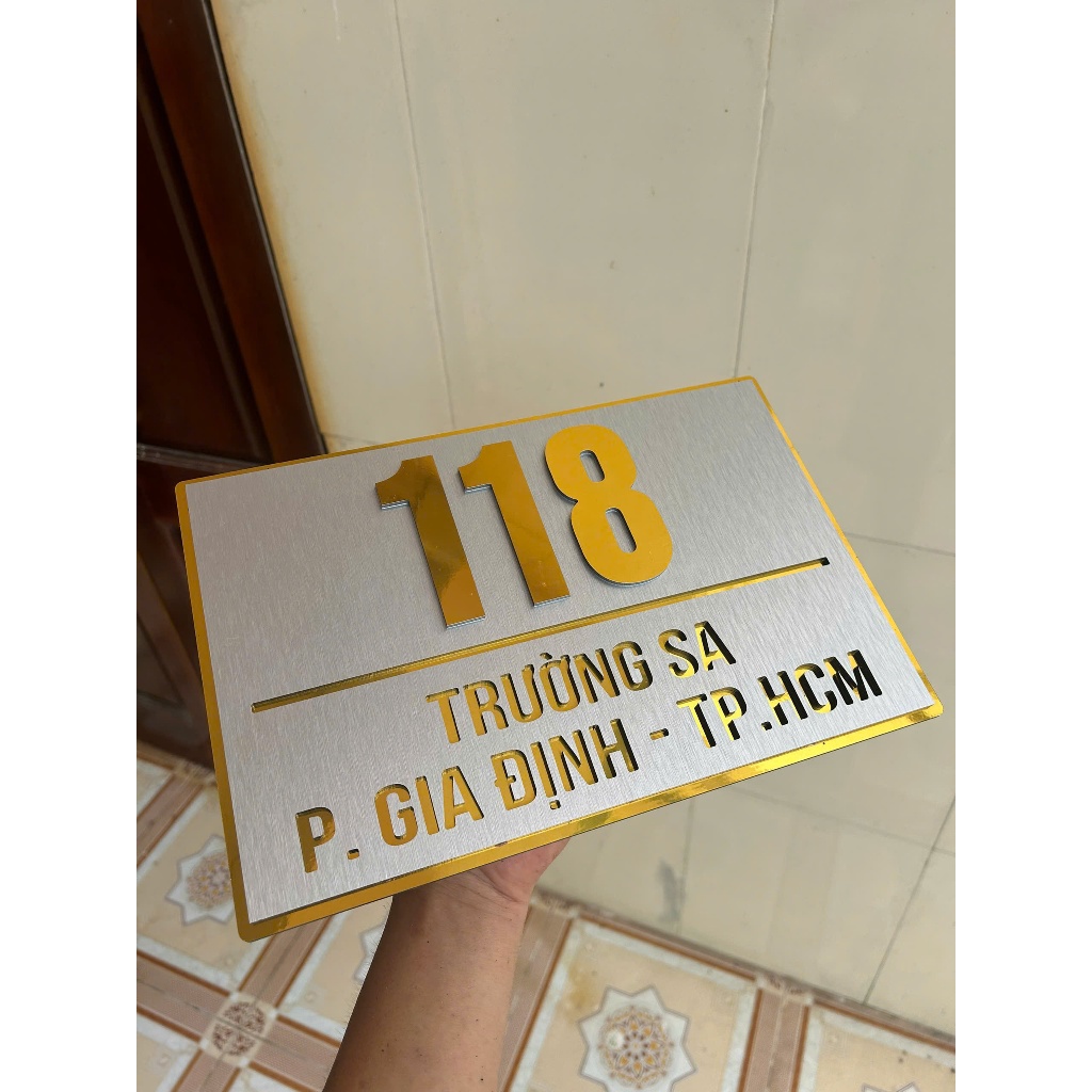 Biển số nhà,, biệt thự, chung cư. Màu xước bạc + Alu vàng gương SỐ NỔI + VIỀN VÀNG