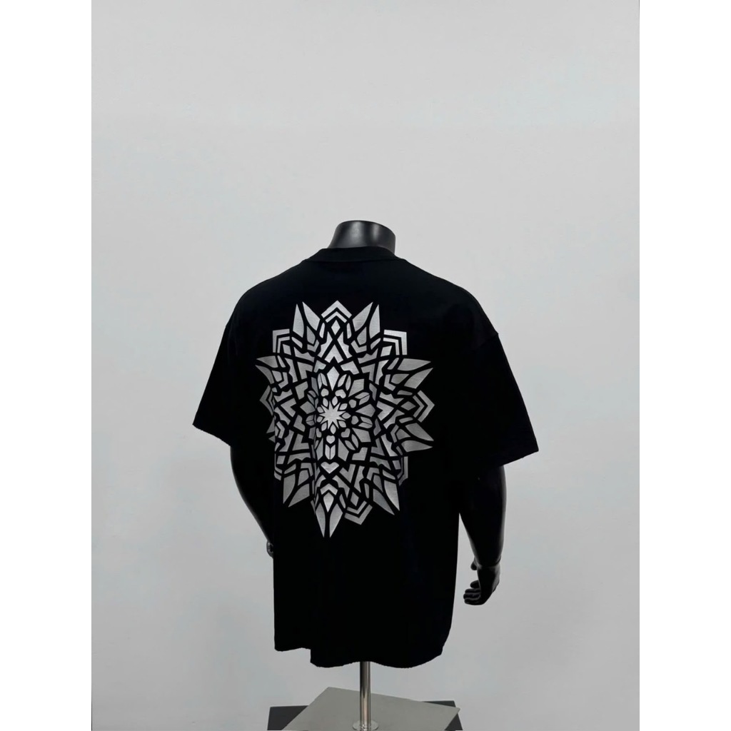 Áo thun Stee Cổ tròn MANDA in Black Localbrand ICVCVVNI UInisex Cotton