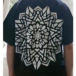 Áo thun Stee Cổ tròn MANDA in Black Localbrand ICVCVVNI UInisex Cotton