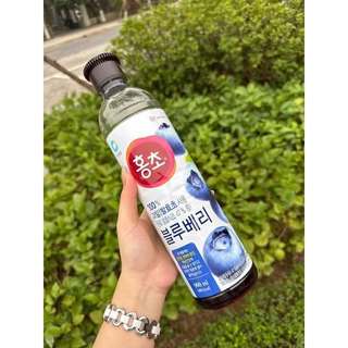 Nước Uống Trái Cây Lên Men Vị Việt Quất Hongcho Daesang O'FOOD Hàn Quốc - Chai 500ml/900ml