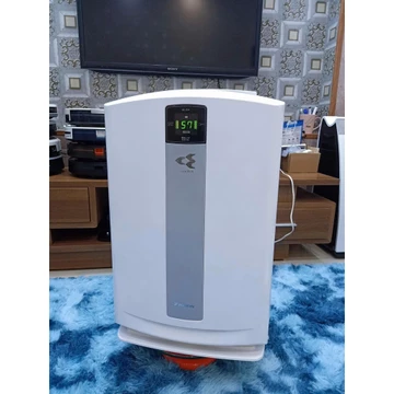 Máy lọc khí DAIKIN MCK70 dòng đồng hồ vuông (Đã thay màng lọc mới) máy mới 97%