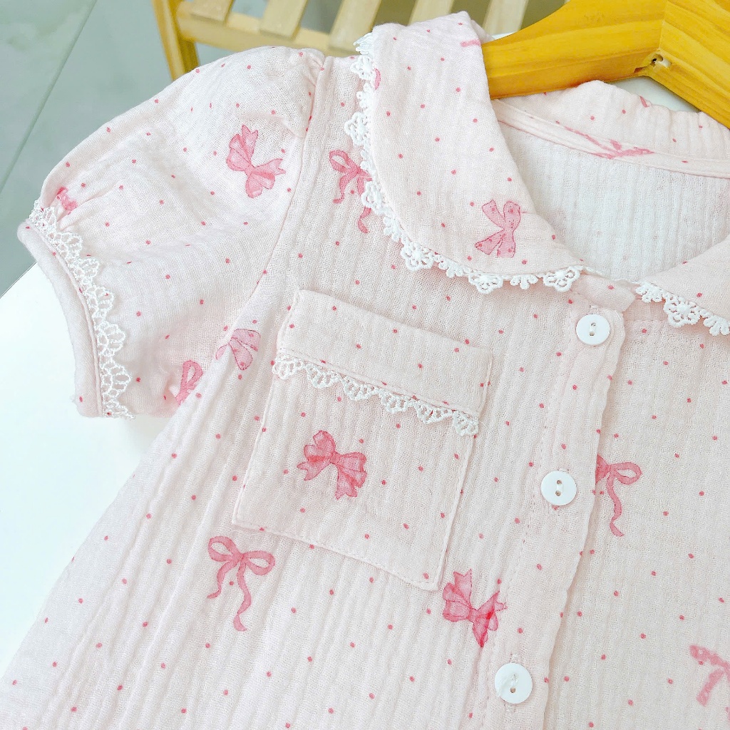 Đồ ngủ cho bé gái tay ngắn quần dài xô muslin Lá Homewear A319, pijama cổ sen viền ren hoa nhí xinh