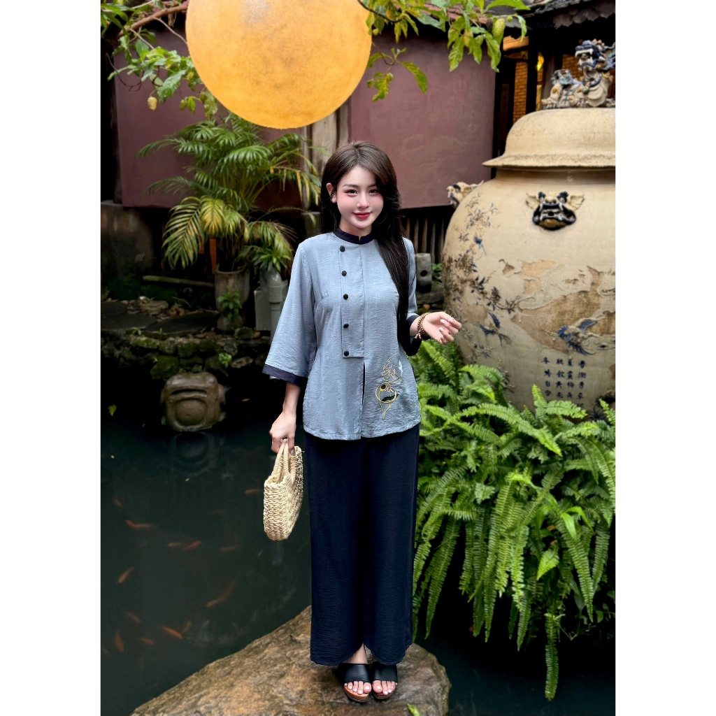Pháp phục đi chùa vải đũi tơ thêu Bình An Đồ lam đi chùa nữ cổ tàu đính cúc bọc đũi mềm mát thanh lịch