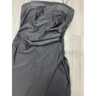 Đầm body dây(có đệm mút ) xuất dư