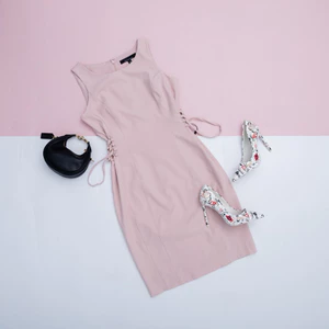 WHBM VÁY KHOÁ KÉO HỒNG (240826023)