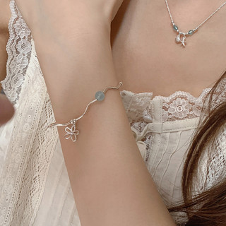 Vòng Tay Nữ Bạc Đá Mặt Trăng Charm Hoa, Lắc Tay Thiết Kế Uốn Lượn Thanh Mảnh Phá Cách PJN Dành Cho Nàng