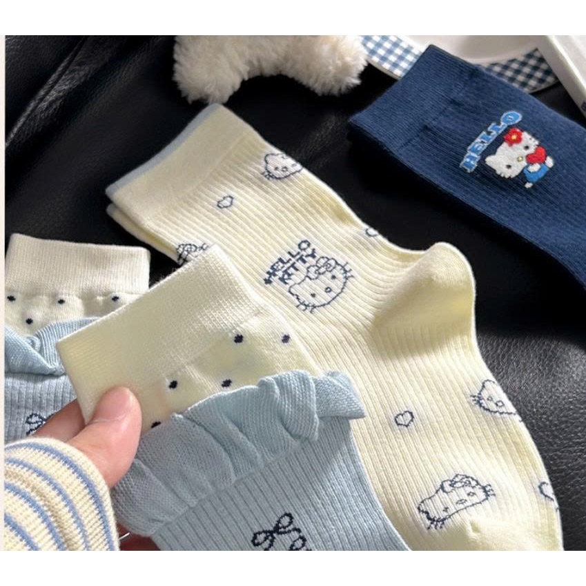 Vớ Tất nữ Mèo HELLO KITTY phong cách trẻ trung, năng động.