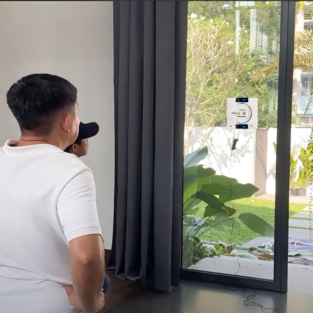 Robot lau kính tự phun nước Tahawa Nhật Bản TH-YW530 -Hàng chính hãng bảo hành 24 tháng- Phiên bản nâng cấp 2026