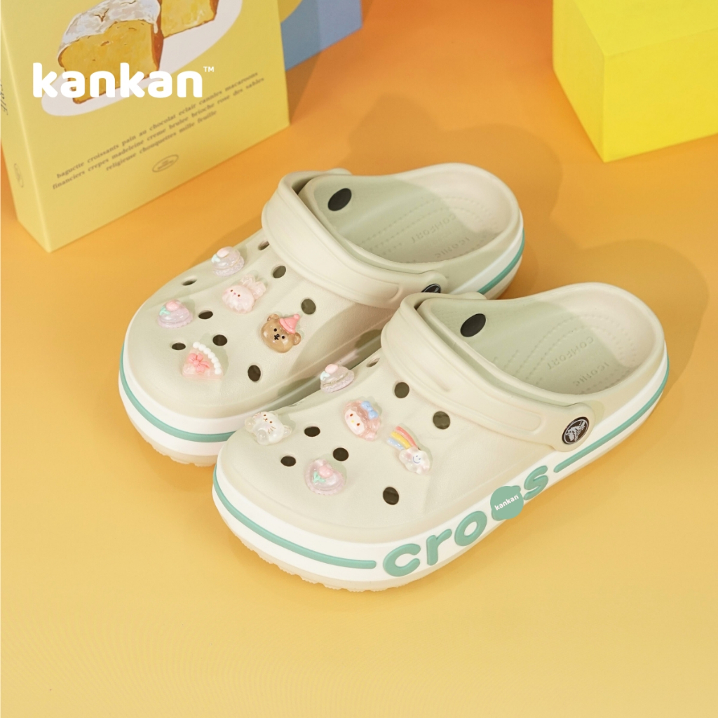 Dép Sục Nữ Cross KanKanStore Đế Thấp Bệt Đính Kèm Sticker Đáng Yêu KA48