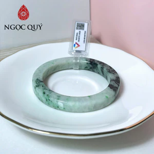 Vòng cẩm thạch A Myanmar - Ngọc phỉ thúy type A màu sơn thủy bản vuông ni 48-54 - Ngoc Quý