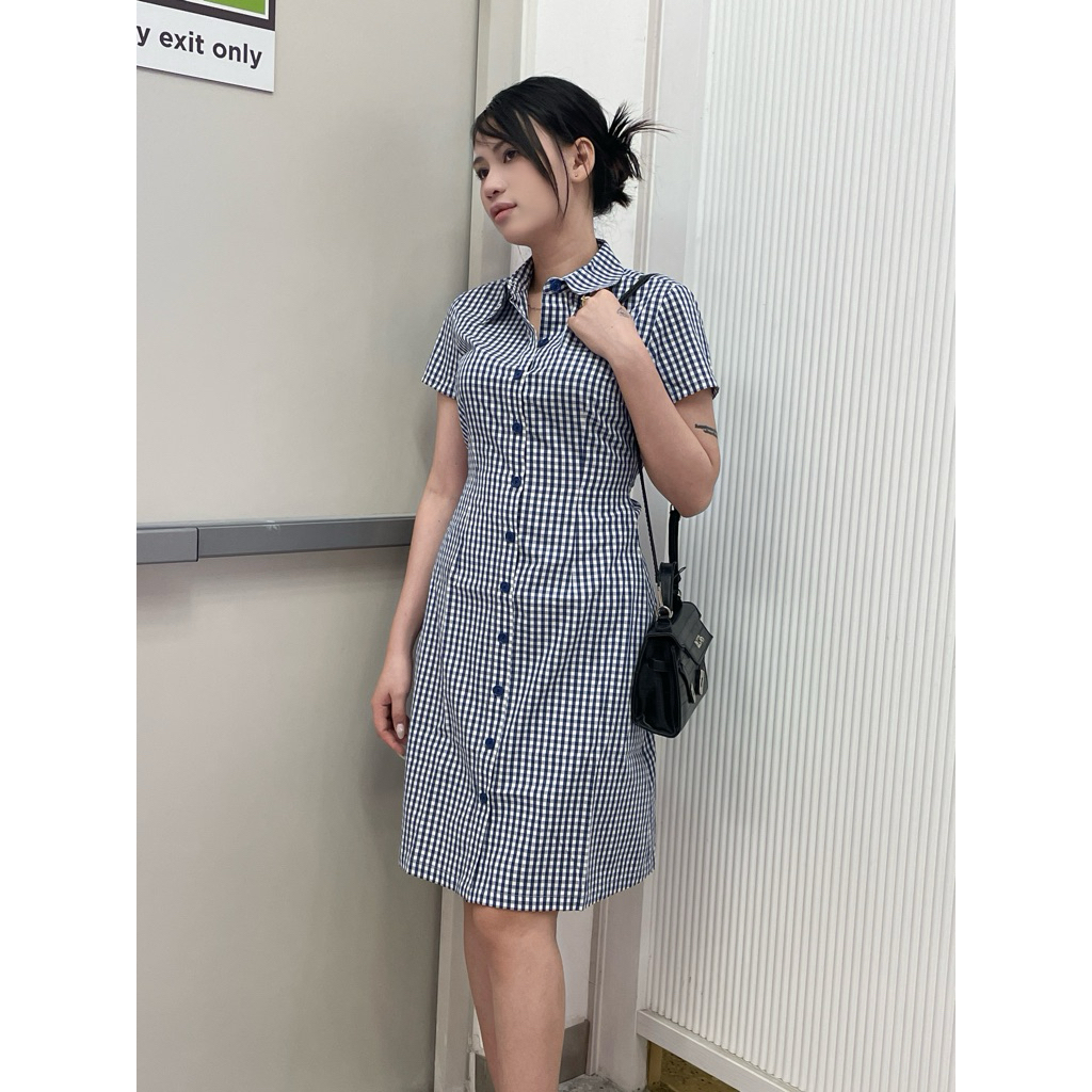 LUMI - Đầm công sở nữ kẻ caro dáng chữ A suông dài qua gối có chun lưng chiết eo tôn dáng, trẻ trung