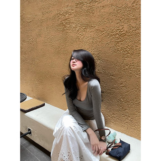 Áo thun dài tay nữ cổ tim khoét sâu dáng ôm body chất thun co giãn tôn vòng một, phong cách sexy Hàn Quốc A06