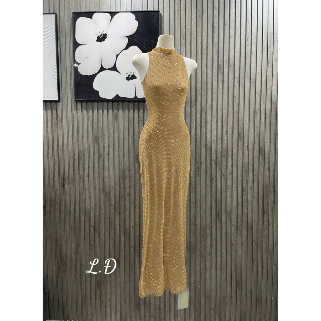 Đầm ba lỗ đính đâ đuôi cá dáng dài