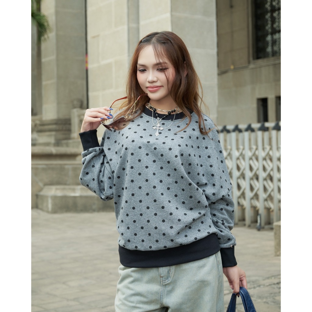 MADMIND Áo Nỉ Sweater Unisex Tay Dài In Ngôi Sao Mặc D8 - Xám, Xám Trắng , Xám Chì , Nâu, Chấm Bi | BigBuy360 - bigbuy360.vn