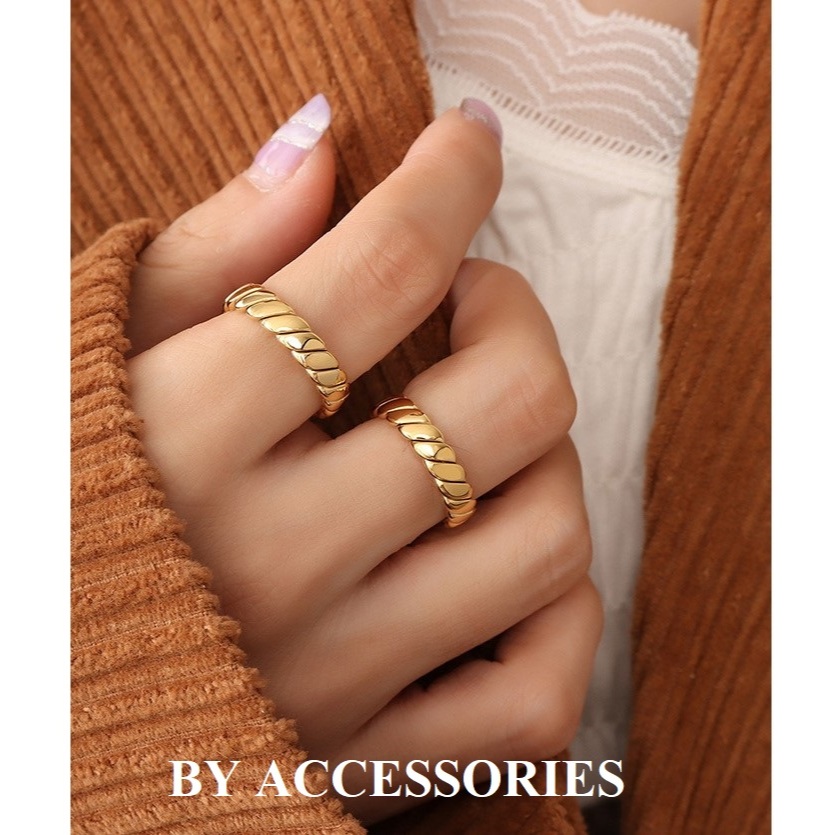 Nhẫn nam nữ unisex titan kiểu vặn xoắn vintage bản 5mm mạ vàng không gỉ WR2616 BY ACCESSORIES