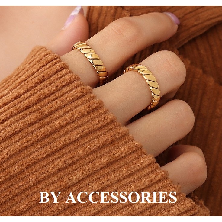 Nhẫn nam nữ unisex titan kiểu vặn xoắn vintage bản 5mm mạ vàng không gỉ WR2616 BY ACCESSORIES