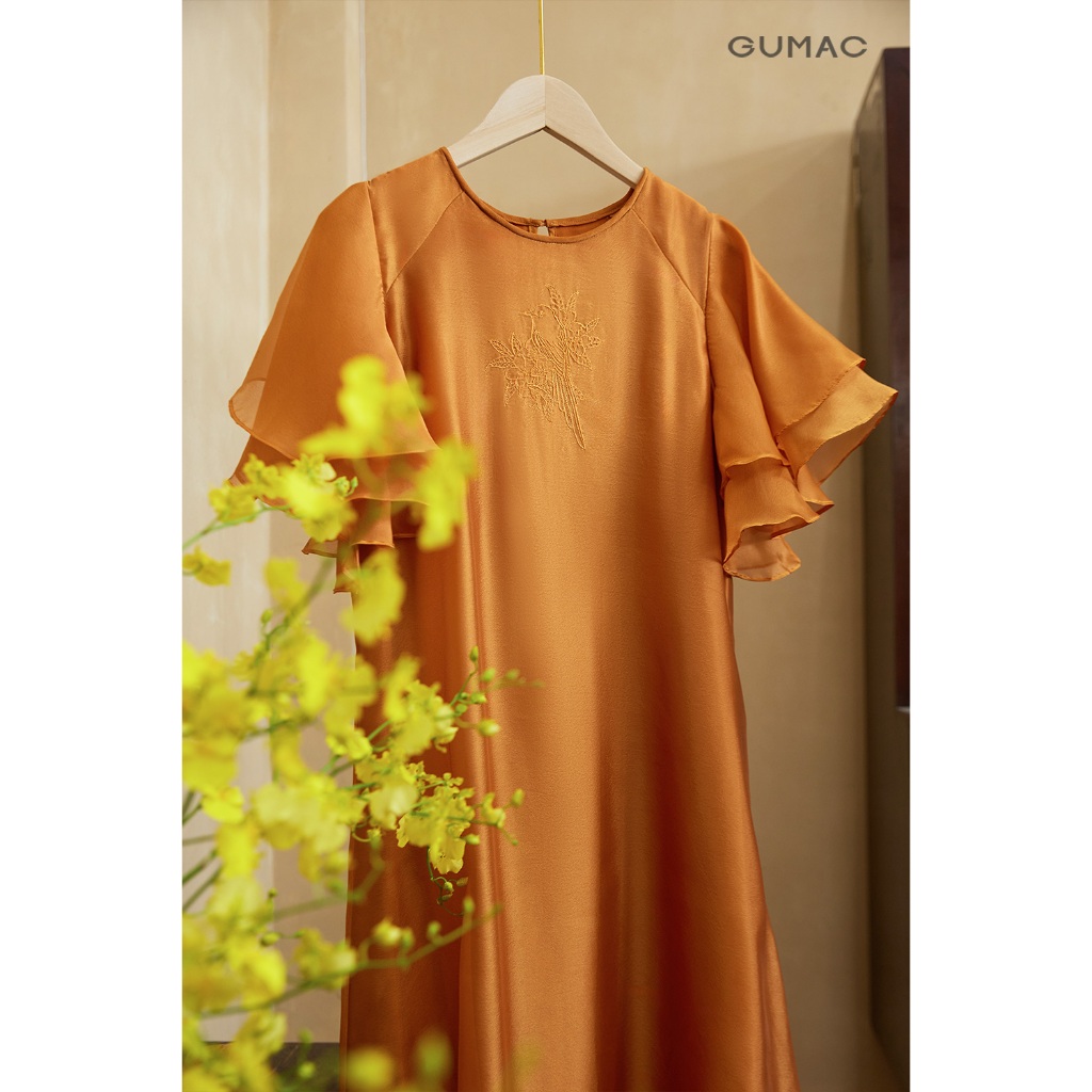 Đầm Nữ Dáng Suông GUMAC Cổ Tròn Tay Ngắn Xòe Lượn Họa Tiết Thêu Hoa Cách Điệu Nhẹ Nhàng QPE11042